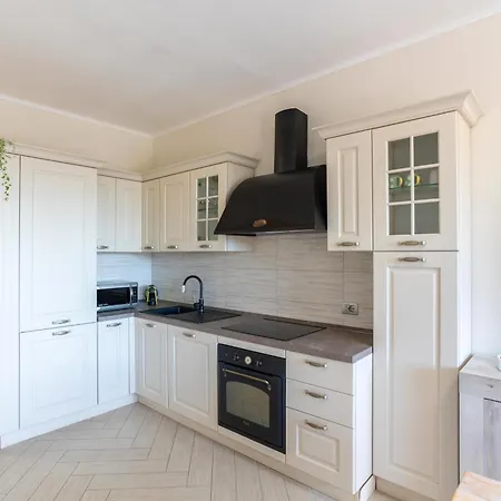 Appartamento - Jacuzzi E Vistalago *